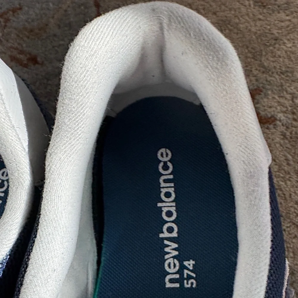 New Balance Unisex Navy and White Retro classic 574 Sneakers - Picture 11 of 16